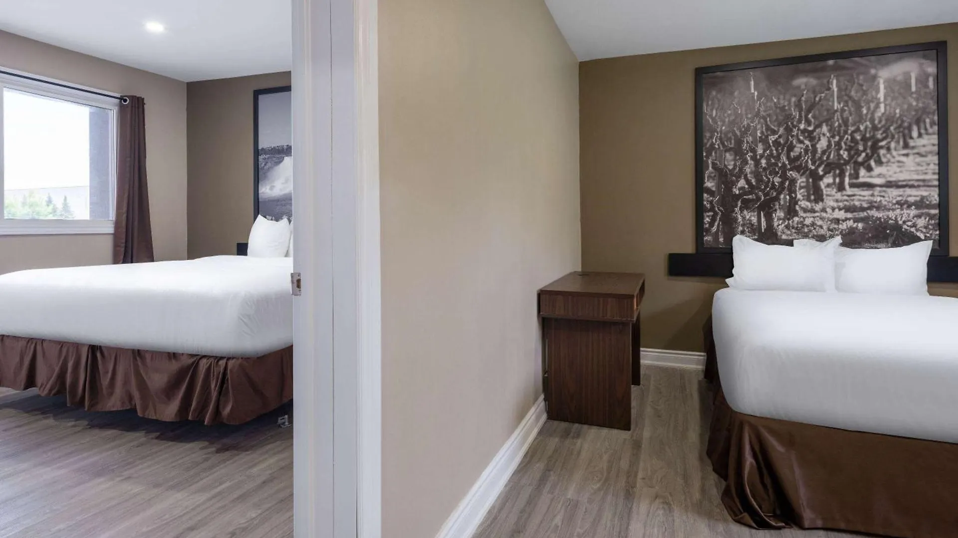 Super 8 By Wyndham Niagara Falls On Motel