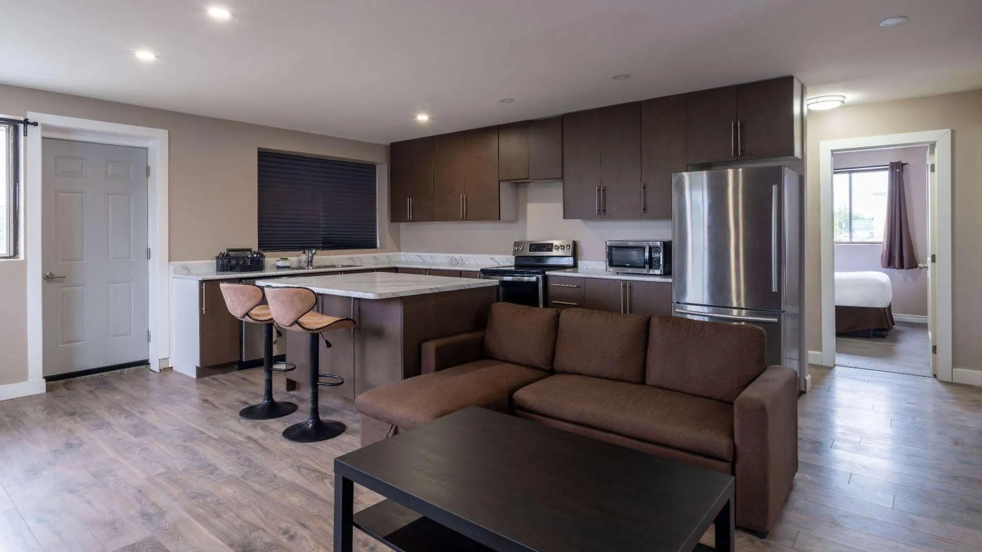 Super 8 By Wyndham Niagara Falls On