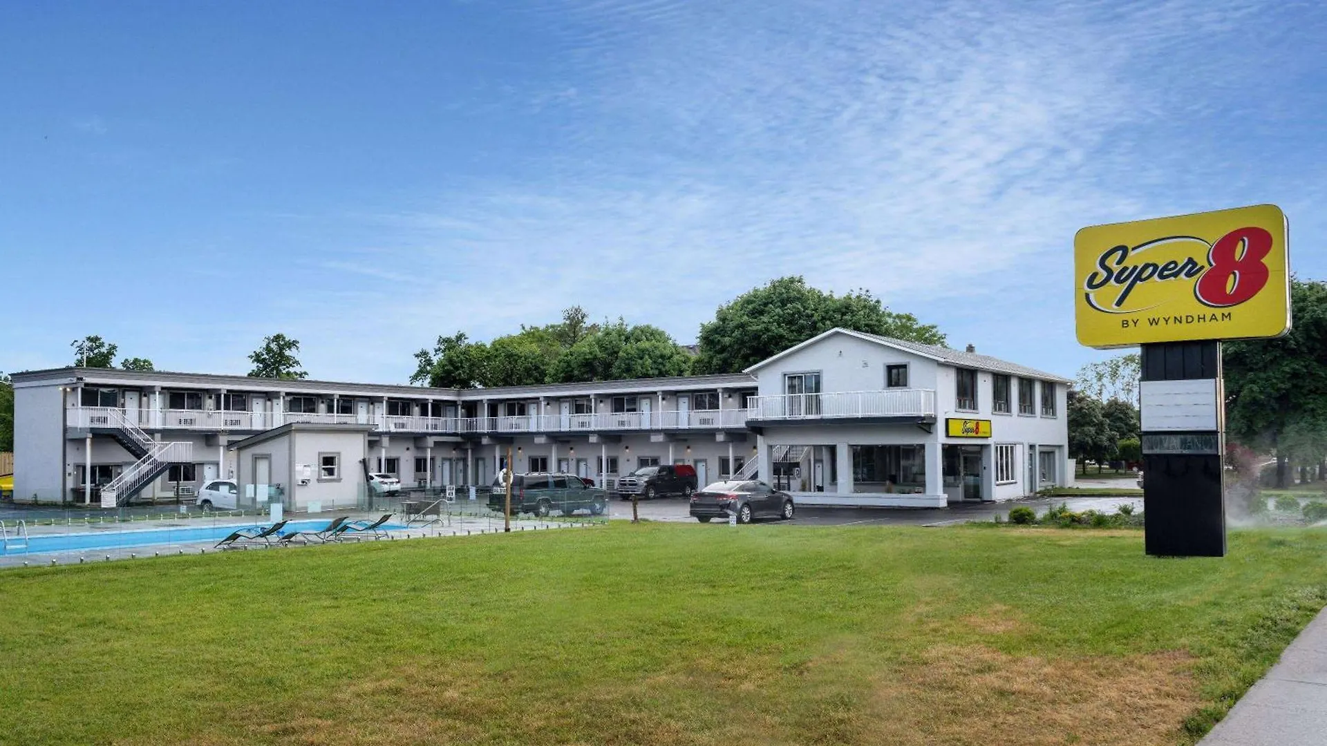 Motel Super 8 By Wyndham Niagara Falls On